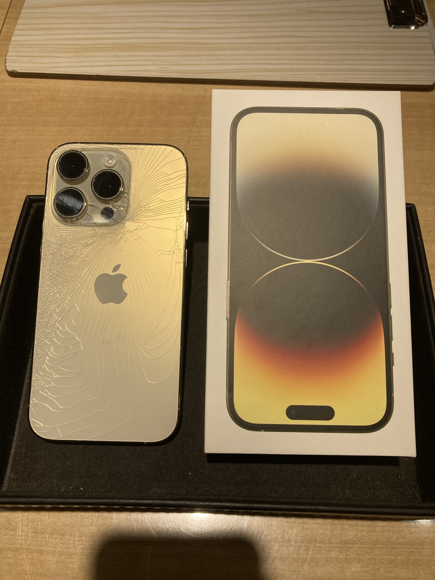 iPhone 14 Pro】背面全体が割れた端末を買取しました！ – 仙台市太白区