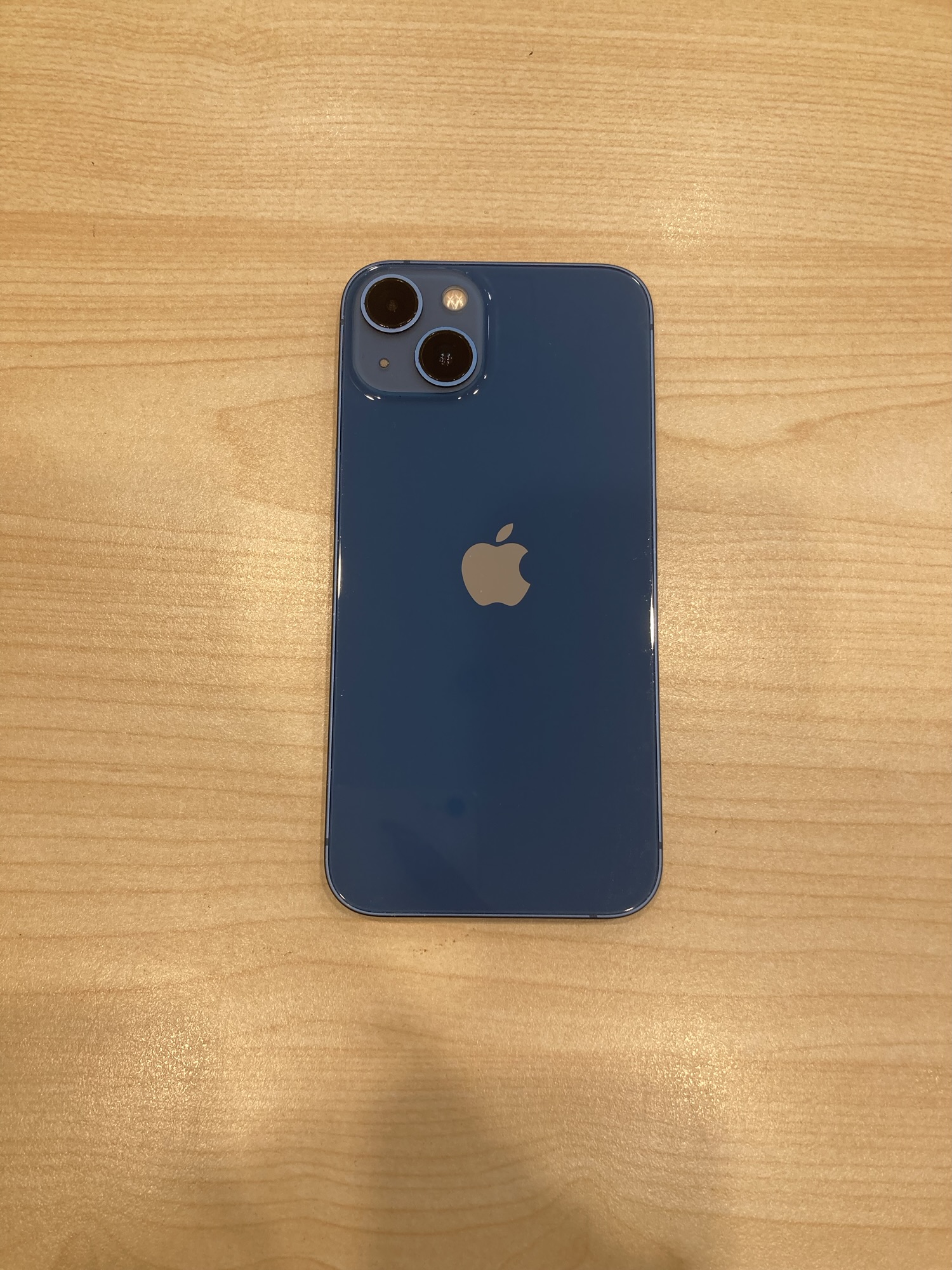 【中古端末販売】iPhone 13 / 128GB / 税込 49,500円